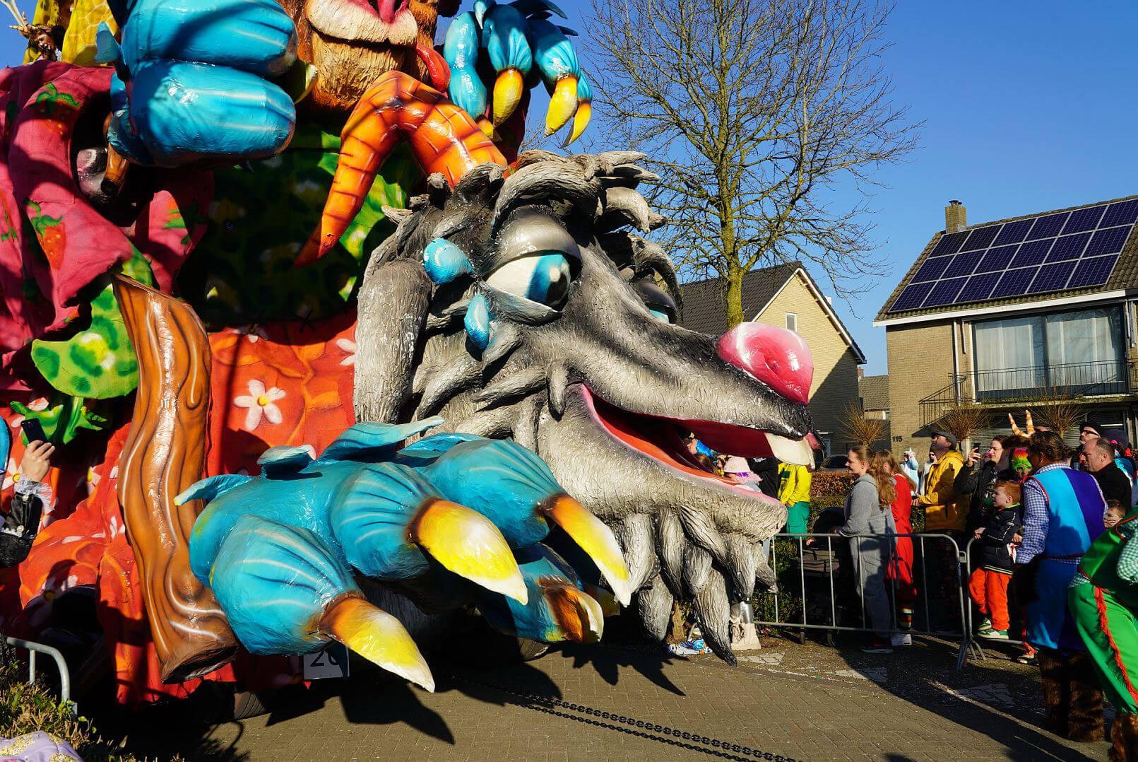 25030302optocht[4]